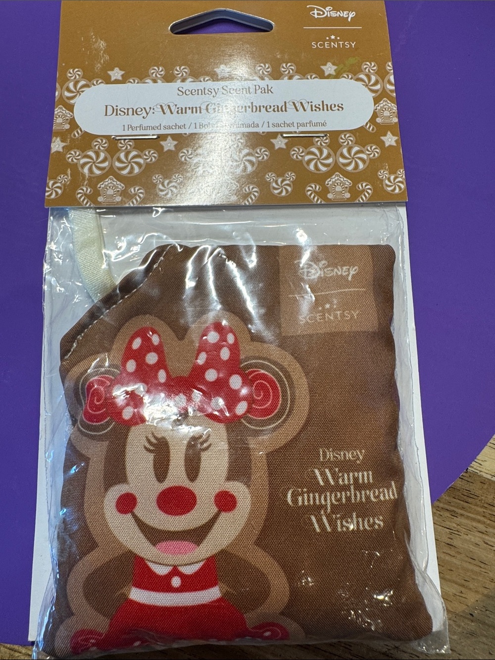 Disney Minnie Gingerbread Scent Pak - Brown & Red Scentsy